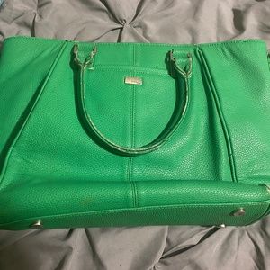 Thirty one large green purse